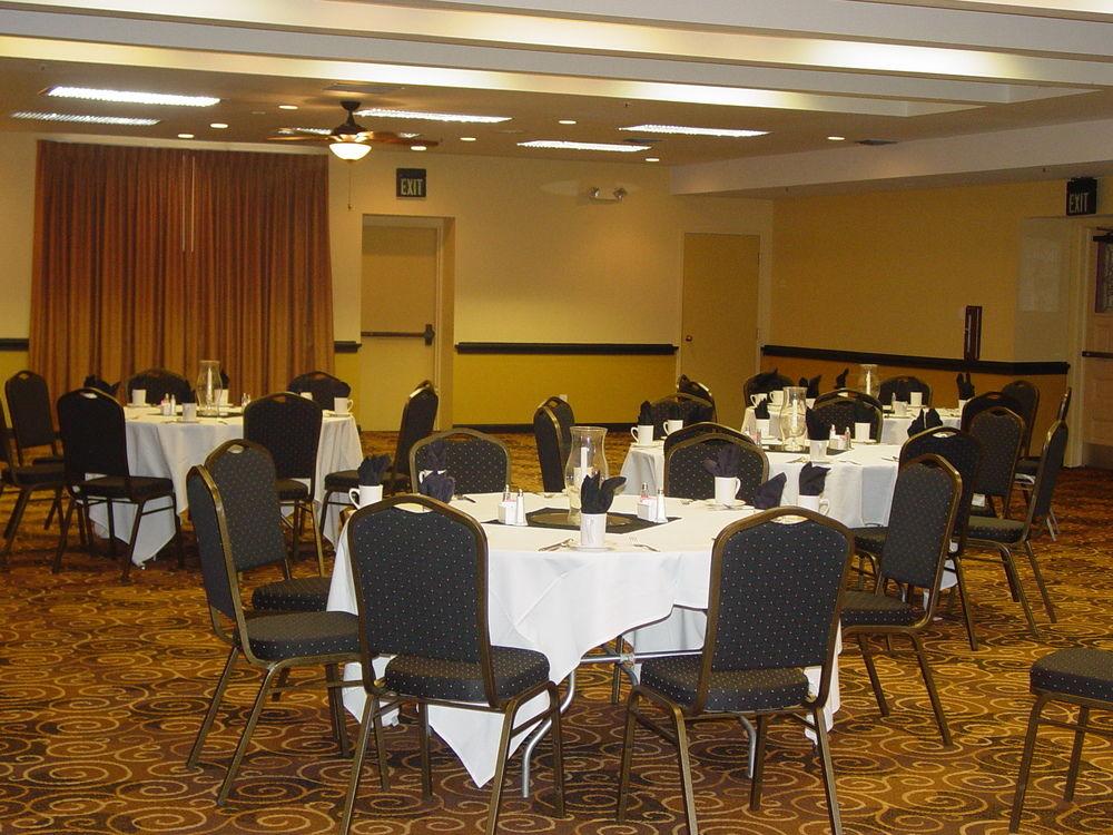 Clarion Hotel & Conference Center كولورادو سبرينغس المظهر الخارجي الصورة