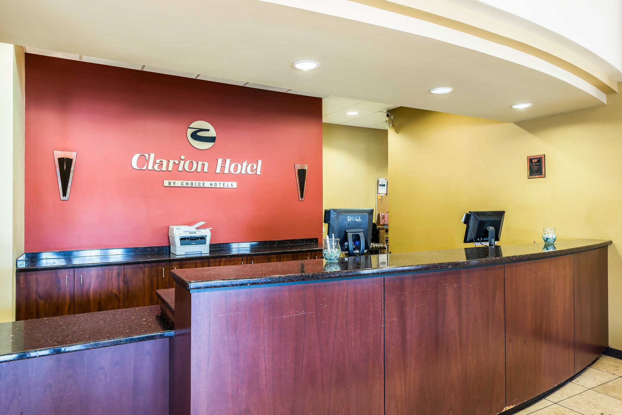 Clarion Hotel & Conference Center كولورادو سبرينغس المظهر الداخلي الصورة