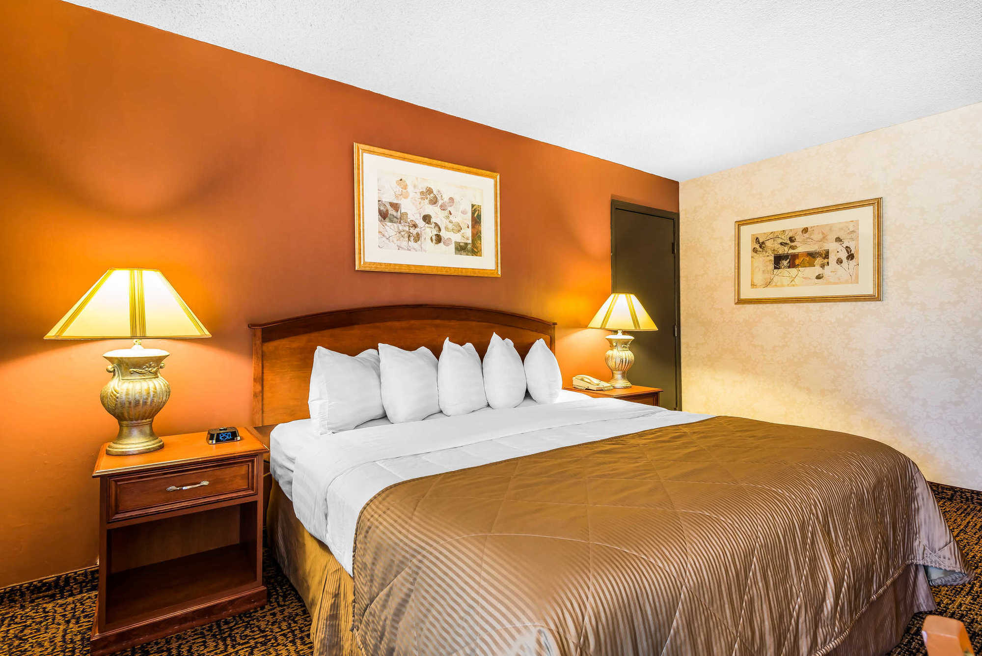 Clarion Hotel & Conference Center كولورادو سبرينغس الغرفة الصورة