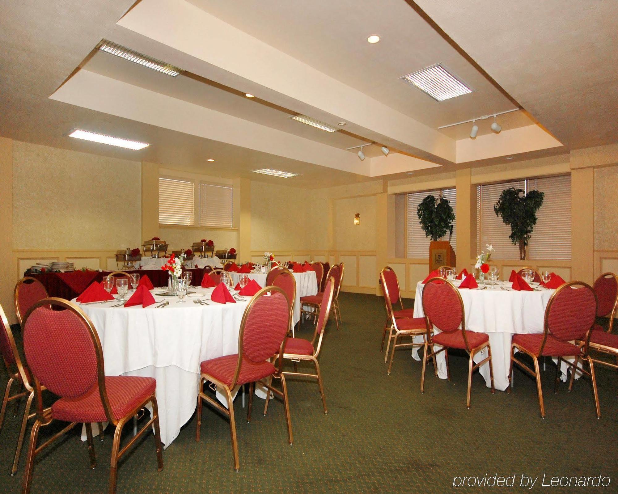 Clarion Hotel & Conference Center كولورادو سبرينغس المظهر الخارجي الصورة